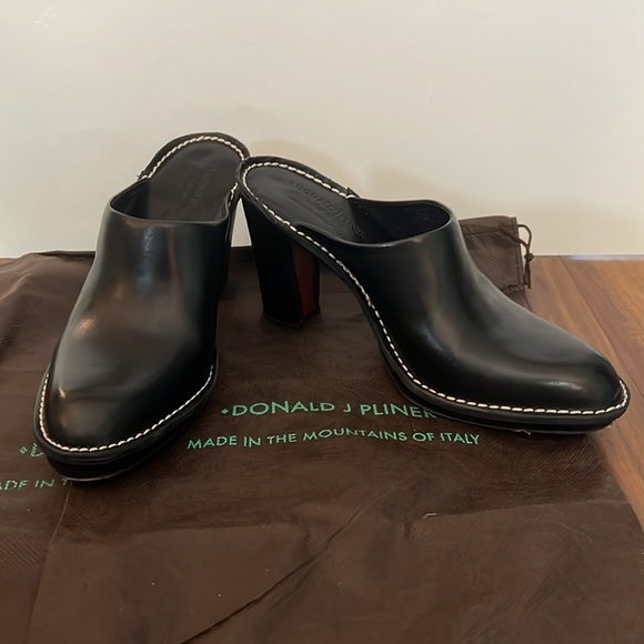 DONALD J PLINER Black Sport Nappa Mules Size 8M EUC SR1 - Picture 12 of 13